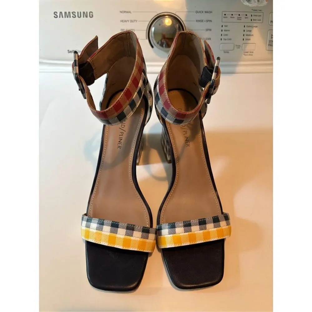 Donald Pliner Heels